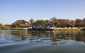 Gondwana Hakusembe River Lodge Rundu  Namibia